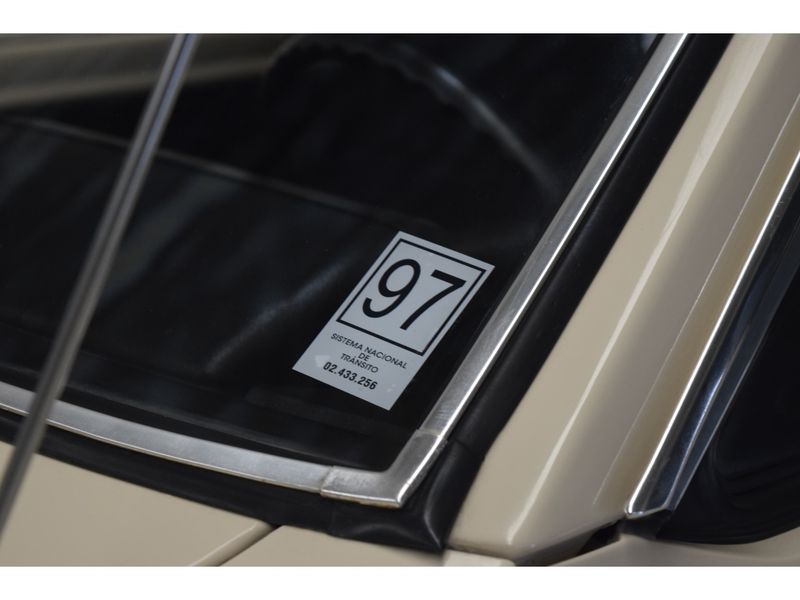 FORD BELINA 1.6 II 8V 1982/1982 PASTORE CAR COLLECTION BENTO GONÇALVES / Carros no Vale