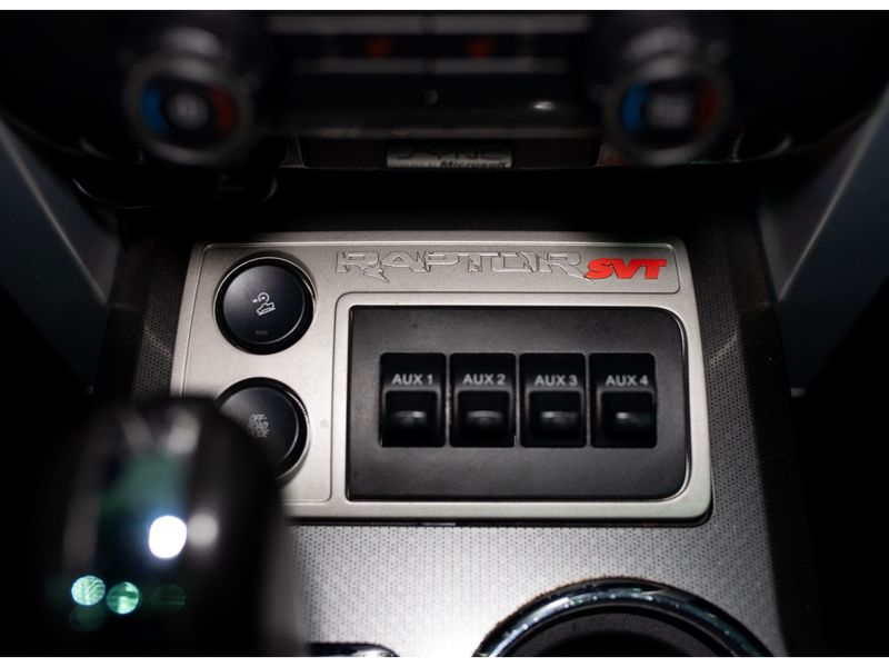 FORD F-150 6.2 SVT RAPTOR 4X4 CD V8 24V 2011/2011 PASTORE CAR COLLECTION BENTO GONÇALVES / Carros no Vale