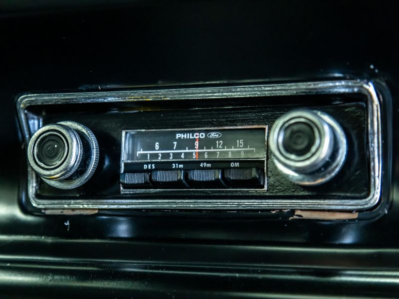 FORD MAVERICK SUPER LUXO COUPÉ V8 16V 1975/1975 PASTORE CAR COLLECTION BENTO GONÇALVES / Carros no Vale