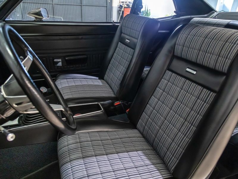 FORD MAVERICK SUPER LUXO COUPÉ V8 16V 1975/1975 PASTORE CAR COLLECTION BENTO GONÇALVES / Carros no Vale