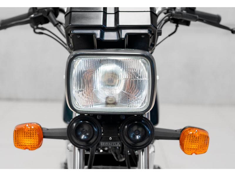 Honda Motos CB 450 DX CB 450 DX 1993/1994 PASTORE CAR COLLECTION BENTO GONÇALVES / Carros no Vale