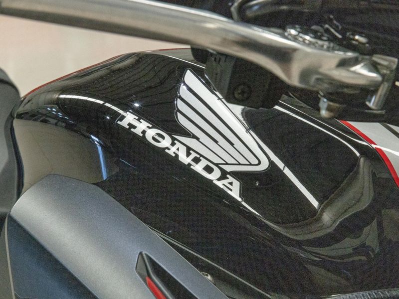 Honda Motos CB 650 F CB 650 F 2019/2019 PASTORE CAR COLLECTION BENTO GONÇALVES / Carros no Vale