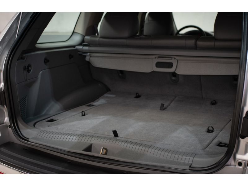 JEEP GRAND CHEROKEE 6.1 SRT HEMI 4X4 V8 16V 2006/2006 PASTORE CAR COLLECTION BENTO GONÇALVES / Carros no Vale