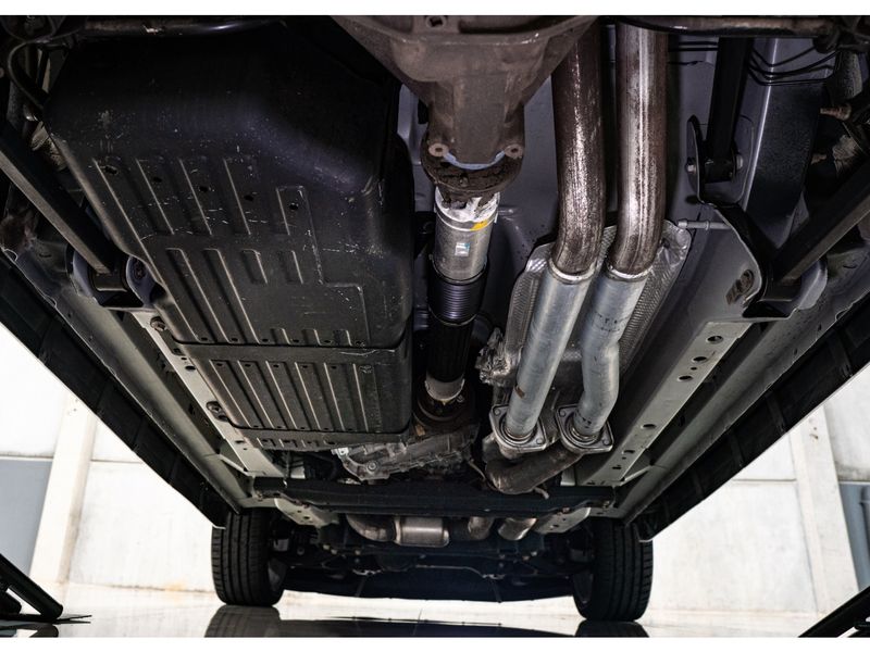 JEEP GRAND CHEROKEE 6.1 SRT HEMI 4X4 V8 16V 2006/2006 PASTORE CAR COLLECTION BENTO GONÇALVES / Carros no Vale