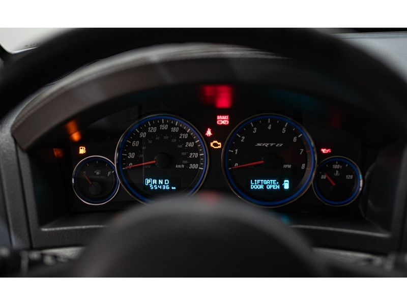 JEEP GRAND CHEROKEE 6.1 SRT HEMI 4X4 V8 16V 2006/2006 PASTORE CAR COLLECTION BENTO GONÇALVES / Carros no Vale