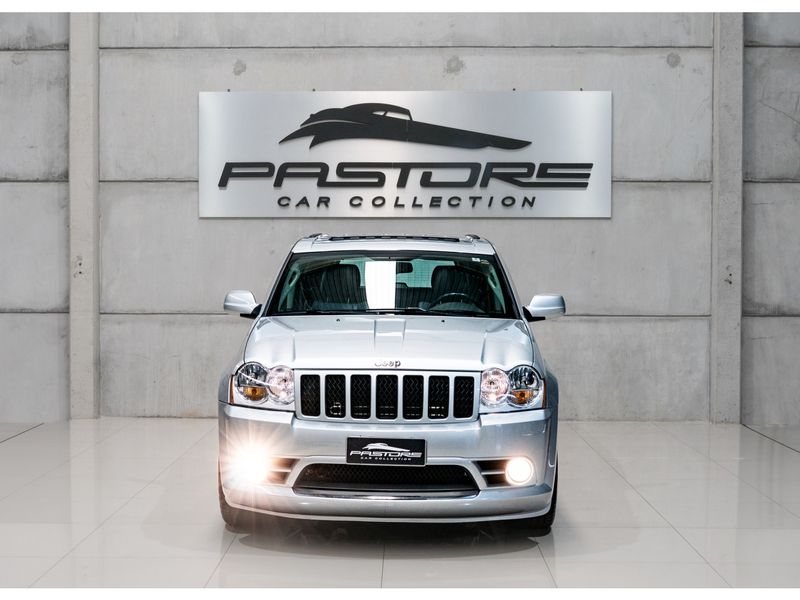 JEEP GRAND CHEROKEE 6.1 SRT HEMI 4X4 V8 16V 2006/2006 PASTORE CAR COLLECTION BENTO GONÇALVES / Carros no Vale