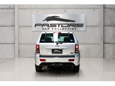 JEEP GRAND CHEROKEE 6.1 SRT HEMI 4X4 V8 16V 2006/2006 PASTORE CAR COLLECTION BENTO GONÇALVES / Carros no Vale