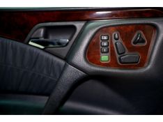 MERCEDES-BENZ E 430 4.3 ELEGANCE V8 1999/1999 PASTORE CAR COLLECTION BENTO GONÇALVES / Carros no Vale