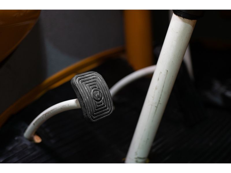 VOLKSWAGEN KOMBI 1.5 LUXO 8V 3P 1973/1973 PASTORE CAR COLLECTION BENTO GONÇALVES / Carros no Vale