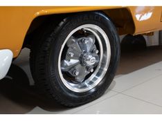 VOLKSWAGEN KOMBI 1.5 LUXO 8V 3P 1973/1973 PASTORE CAR COLLECTION BENTO GONÇALVES / Carros no Vale