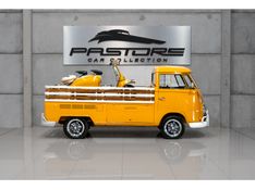 VOLKSWAGEN KOMBI 1.5 LUXO 8V 3P 1973/1973 PASTORE CAR COLLECTION BENTO GONÇALVES / Carros no Vale