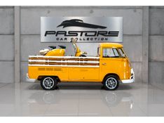 VOLKSWAGEN KOMBI 1.5 LUXO 8V 3P 1973/1973 PASTORE CAR COLLECTION BENTO GONÇALVES / Carros no Vale