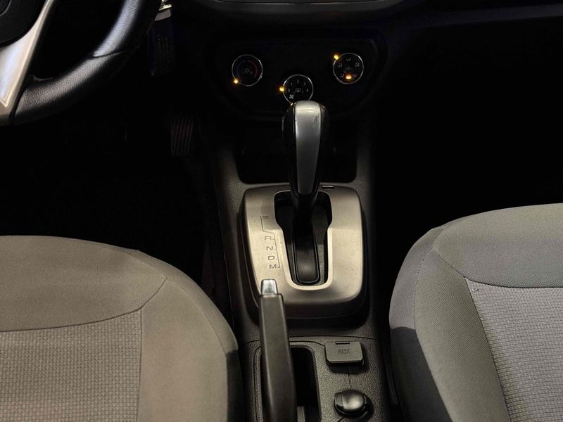 CHEVROLET SPIN 1.8 LTZ 8V 2017/2018 LEHMEN VEÍCULOS VENÂNCIO AIRES / Carros no Vale CHEVROLET SPIN 1.8 LTZ 8V 2017/2018 LEHMEN VEÍCULOS VENÂNCIO AIRES / Carros no Vale