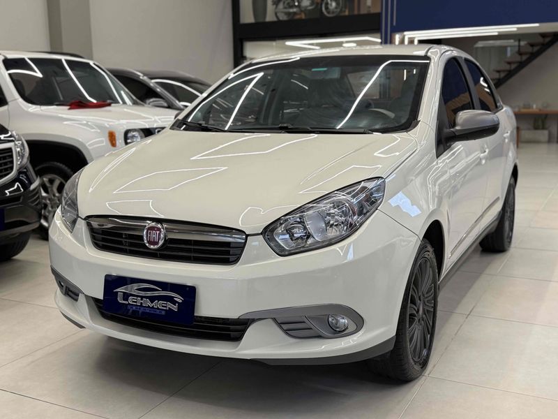 FIAT GRAND SIENA 1.6 MPI ESSENCE 16V AUTOMATIZADO 2015/2016 LEHMEN VEÍCULOS VENÂNCIO AIRES / Carros no Vale