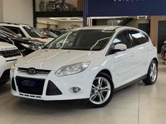 FORD FOCUS 2.0 SE 16V POWERSHIFT 2014/2014 LEHMEN VEÍCULOS VENÂNCIO AIRES / Carros no Vale