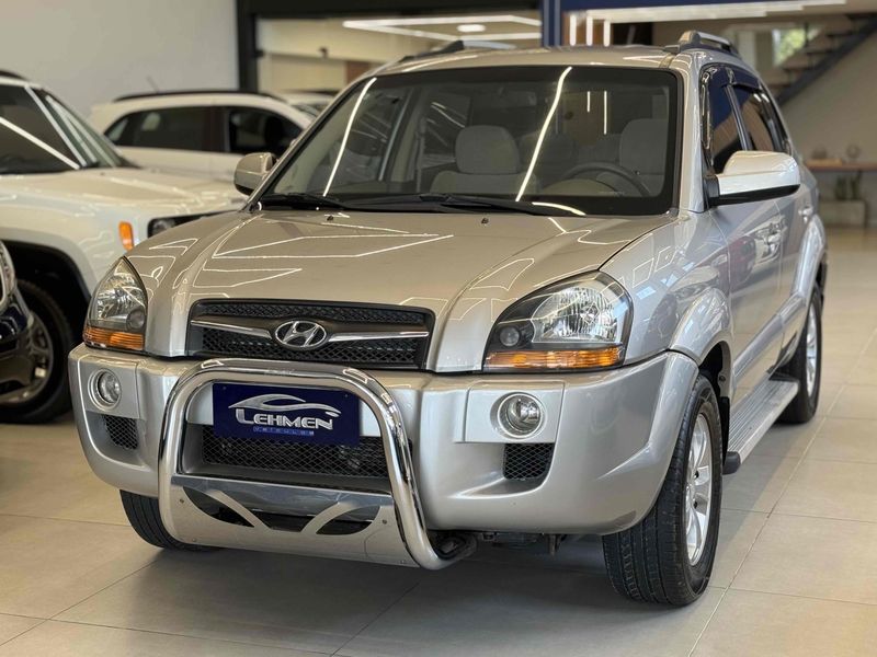 HYUNDAI TUCSON 2.0 MPFI GLS 16V 143CV 2WD 2009/2010 LEHMEN VEÍCULOS VENÂNCIO AIRES / Carros no Vale