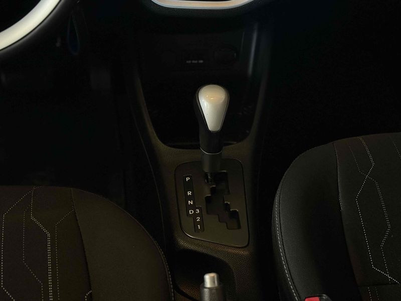 KIA PICANTO 1.0 EX 12V 2013/2014 LEHMEN VEÍCULOS VENÂNCIO AIRES / Carros no Vale