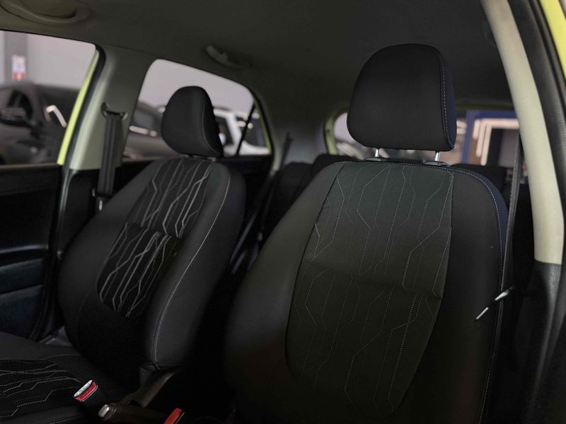 KIA PICANTO 1.0 EX 12V 2013/2014 LEHMEN VEÍCULOS VENÂNCIO AIRES / Carros no Vale