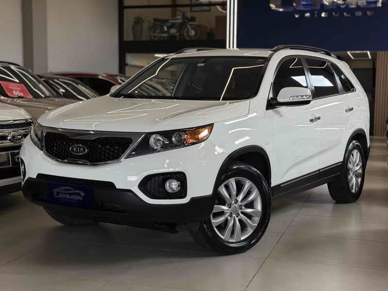 KIA SORENTO 2.4 EX2 4X2 16V 2011/2012 LEHMEN VEÍCULOS VENÂNCIO AIRES / Carros no Vale