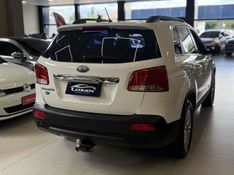 KIA SORENTO 2.4 EX2 4X2 16V 2011/2012 LEHMEN VEÍCULOS VENÂNCIO AIRES / Carros no Vale