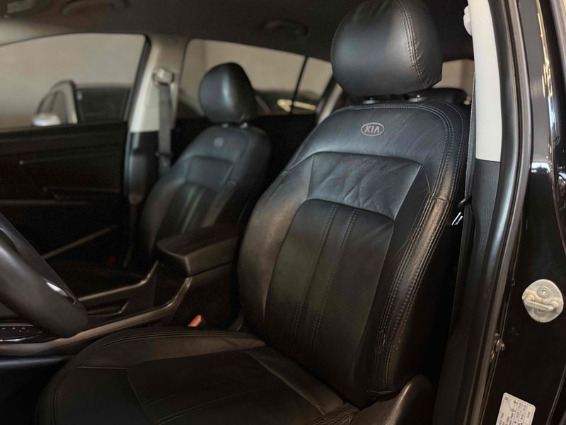 KIA SPORTAGE 2.0 LX 4X2 16V 2013/2014 LEHMEN VEÍCULOS VENÂNCIO AIRES / Carros no Vale