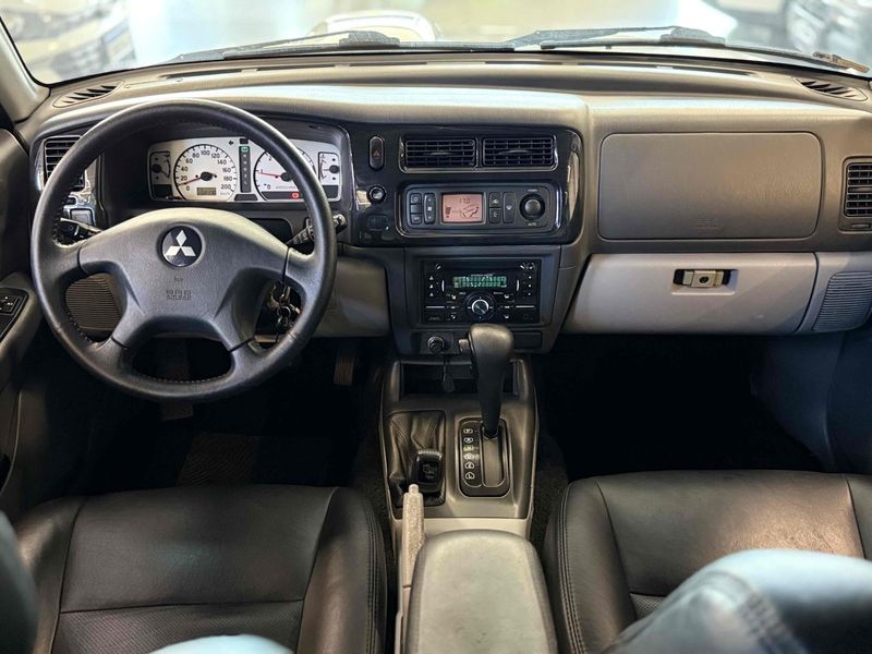 MITSUBISHI PAJERO FULL 2.5 HPE 4X4 V8 24V 2010/2011 LEHMEN VEÍCULOS VENÂNCIO AIRES / Carros no Vale