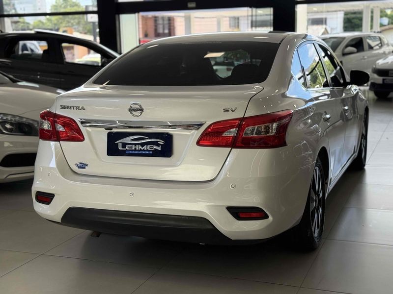 NISSAN SENTRA 2.0 SV 16V FLEXSTART 2018/2018 LEHMEN VEÍCULOS VENÂNCIO AIRES / Carros no Vale