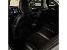 VOLVO XC40 2.0 T5 R-DESIGN AWD GEARTRONIC 2018/2018 LEHMEN VEÍCULOS VENÂNCIO AIRES / Carros no Vale