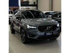 VOLVO XC40 2.0 T5 R-DESIGN AWD GEARTRONIC 2018/2018 LEHMEN VEÍCULOS VENÂNCIO AIRES / Carros no Vale