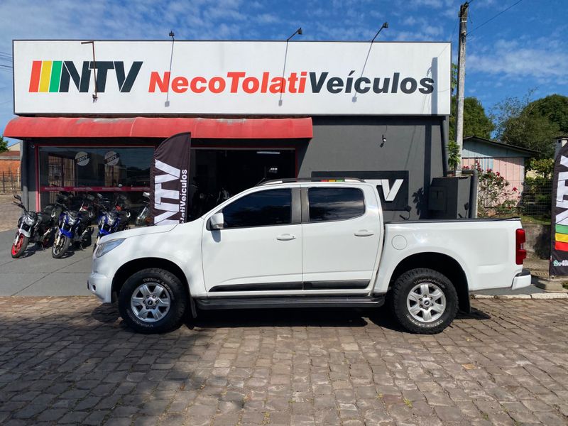 Chevrolet S-10 Cab Dupla Lt 4×2 2.5l Flexpower 2014/2014 NECO TOLATI VEÍCULOS VENÂNCIO AIRES / Carros no Vale