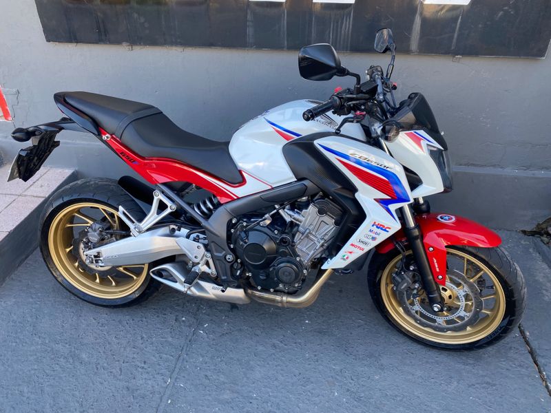 Honda Motos Cb 650f 2014/2015 NECO TOLATI VEÍCULOS VENÂNCIO AIRES / Carros no Vale