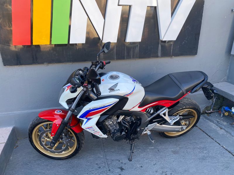 Honda Motos Cb 650f 2014/2015 NECO TOLATI VEÍCULOS VENÂNCIO AIRES / Carros no Vale