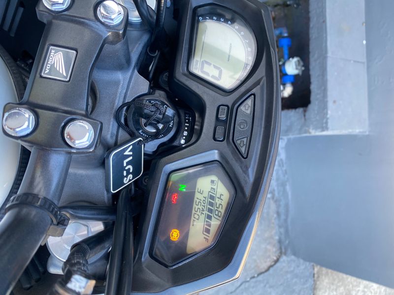 Honda Motos Cb 650f 2014/2015 NECO TOLATI VEÍCULOS VENÂNCIO AIRES / Carros no Vale