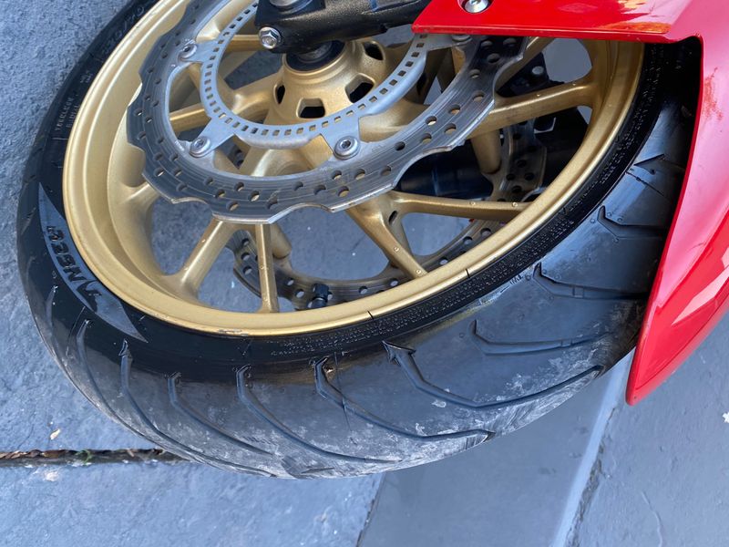 Honda Motos Cb 650f 2014/2015 NECO TOLATI VEÍCULOS VENÂNCIO AIRES / Carros no Vale