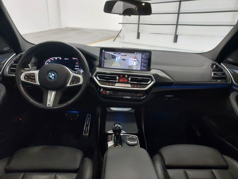 BMW X3 2.0 16V HÍBRIDO M SPORT XDRIVE30E STEPTRONIC 2023/2024 BETIOLO NOVOS E SEMINOVOS LAJEADO / Carros no Vale