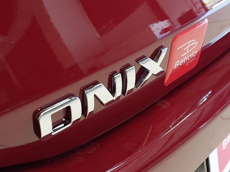 Chevrolet ONIX 1.0 TURBO FLEX PLUS LT AUTOMÁTICO 2021/2022 BETIOLO NOVOS E SEMINOVOS LAJEADO / Carros no Vale