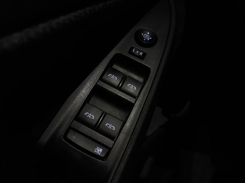 Chevrolet ONIX 1.0 TURBO FLEX PLUS LTZ MANUAL 2021/2022 BETIOLO NOVOS E SEMINOVOS LAJEADO / Carros no Vale