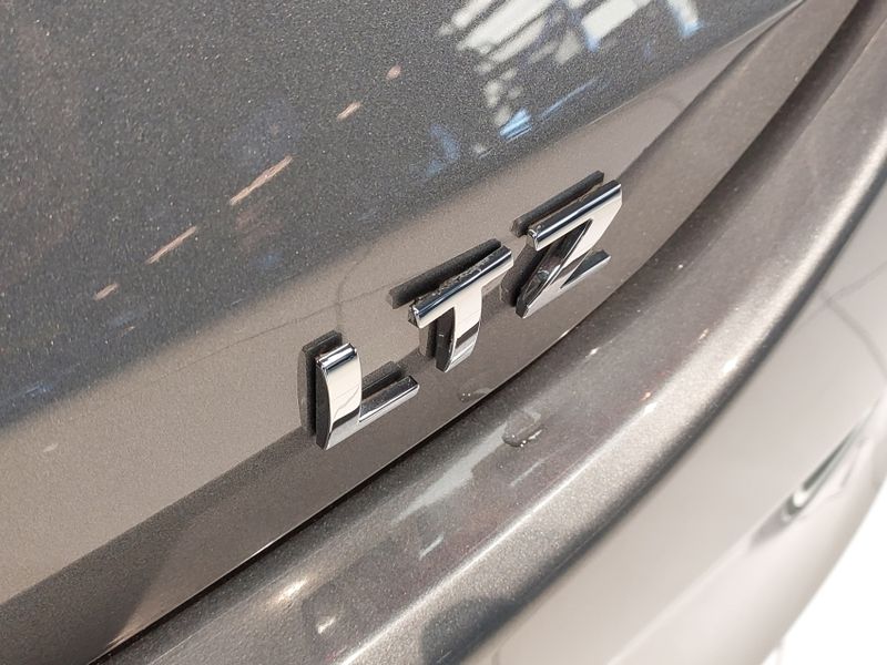 Chevrolet ONIX 1.0 TURBO FLEX PLUS LTZ MANUAL 2021/2022 BETIOLO NOVOS E SEMINOVOS LAJEADO / Carros no Vale