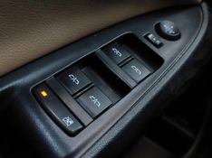 Chevrolet ONIX 1.0 TURBO FLEX PREMIER AUTOMÁTICO 2022/2023 BETIOLO NOVOS E SEMINOVOS LAJEADO / Carros no Vale