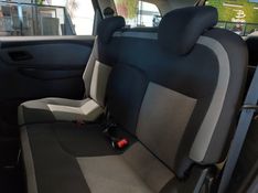 Chevrolet SPIN 1.8 ADVANTAGE 8V FLEX 4P AUTOMÁTICO 2017/2018 BETIOLO NOVOS E SEMINOVOS LAJEADO / Carros no Vale