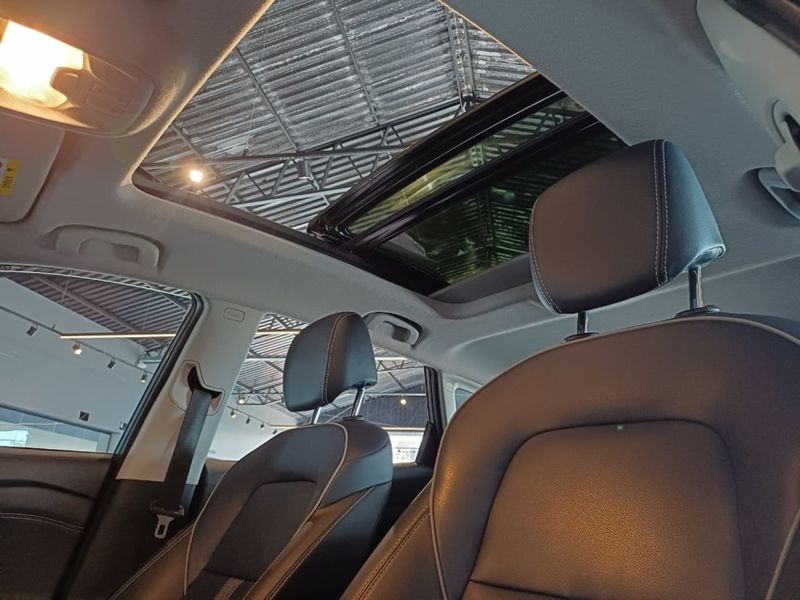 Chevrolet TRACKER 1.2 TURBO FLEX PREMIER AUTOMÁTICO 2021/2022 BETIOLO NOVOS E SEMINOVOS LAJEADO / Carros no Vale