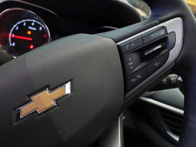 Chevrolet TRACKER 1.2 TURBO FLEX PREMIER AUTOMÁTICO 2023/2024 BETIOLO NOVOS E SEMINOVOS LAJEADO / Carros no Vale