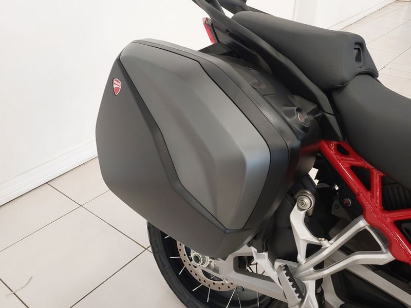 Ducati MULTISTRADA 1200 V4 S S 2023/2023 BETIOLO NOVOS E SEMINOVOS LAJEADO / Carros no Vale