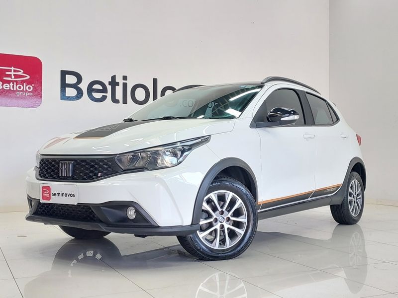 Fiat ARGO 1.3 FIREFLY FLEX TREKKING MANUAL 2023/2023 BETIOLO NOVOS E SEMINOVOS LAJEADO / Carros no Vale