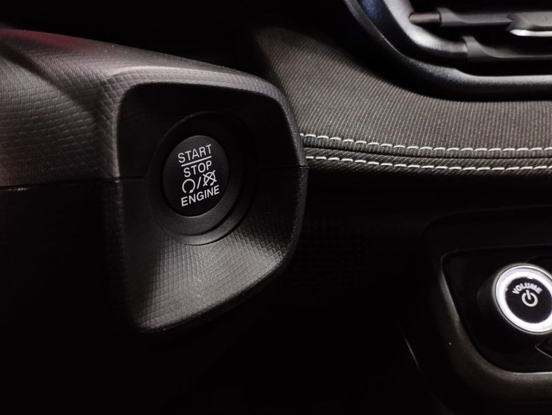 Fiat FASTBACK 1.0 TURBO 200 FLEX AUDACE CVT 2023/2024 BETIOLO NOVOS E SEMINOVOS LAJEADO / Carros no Vale