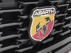 Fiat FASTBACK 1.3 TURBO 270 FLEX ABARTH AT6 2024/2025 BETIOLO NOVOS E SEMINOVOS LAJEADO / Carros no Vale
