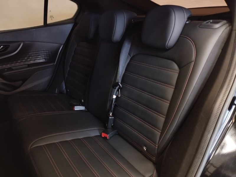 Fiat FASTBACK 1.3 TURBO 270 FLEX ABARTH AT6 2024/2025 BETIOLO NOVOS E SEMINOVOS LAJEADO / Carros no Vale Fiat FASTBACK 1.3 TURBO 270 FLEX ABARTH AT6 2024/2025 BETIOLO NOVOS E SEMINOVOS LAJEADO / Carros no Vale