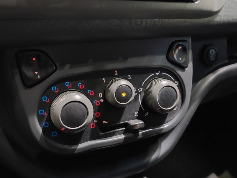 Fiat FIORINO 1.4 MPI FURGÃO ENDURANCE 8V FLEX 2P MANUAL 2021/2021 BETIOLO NOVOS E SEMINOVOS LAJEADO / Carros no Vale