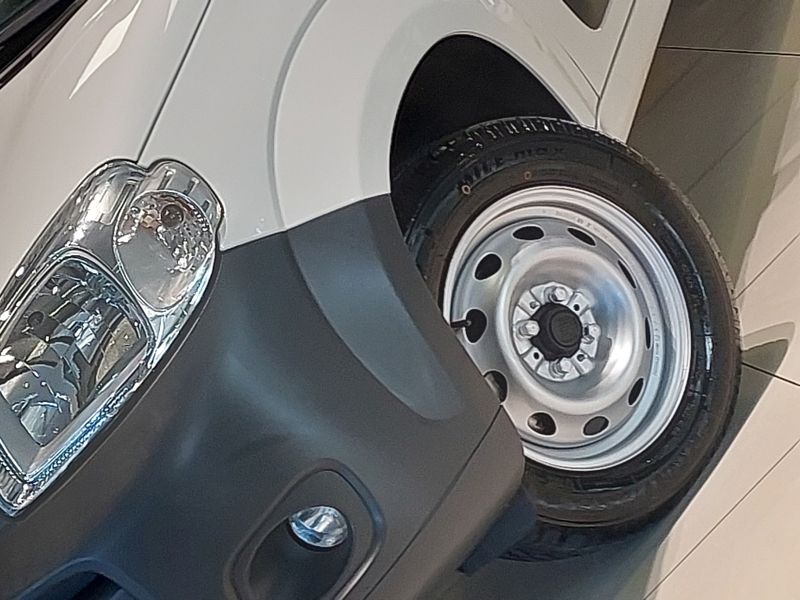 Fiat FIORINO 1.4 MPI FURGÃO ENDURANCE 8V FLEX 2P MANUAL 2021/2021 BETIOLO NOVOS E SEMINOVOS LAJEADO / Carros no Vale