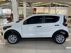 Fiat MOBI 1.0 EVO FLEX LIKE MANUAL 2022/2023 BETIOLO NOVOS E SEMINOVOS LAJEADO / Carros no Vale